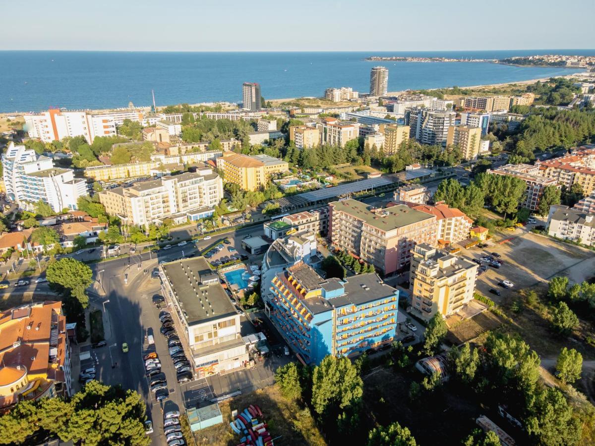 Hotel Amaris 3*