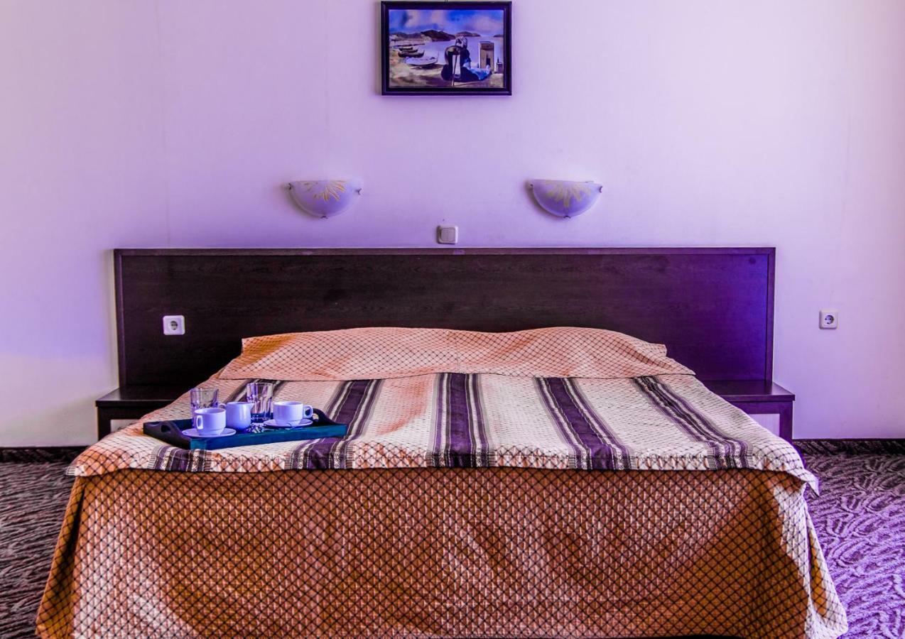 Hotel Amaris 3*
